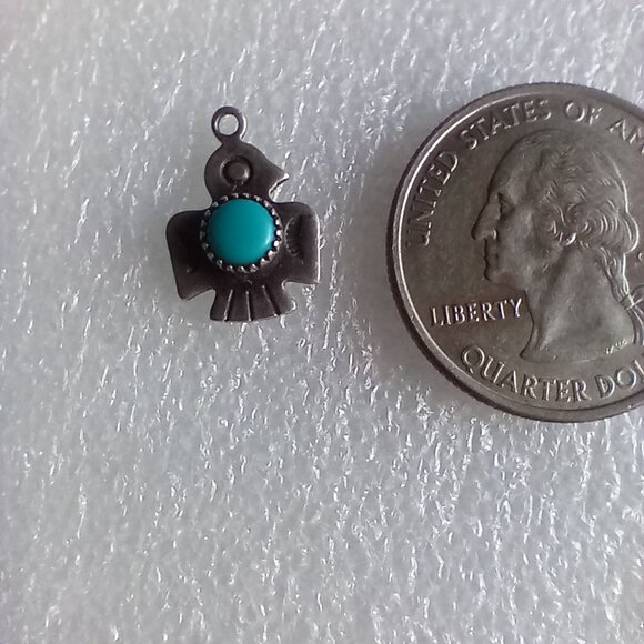 Gorgeous Vintage Navajo Sleeping Beauty Turquoise Thunderbird Charm - Picture 1 of 4